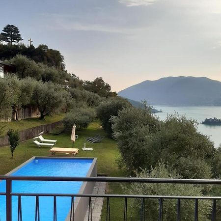Magic On The Lake - Panoramic Marone Extérieur photo